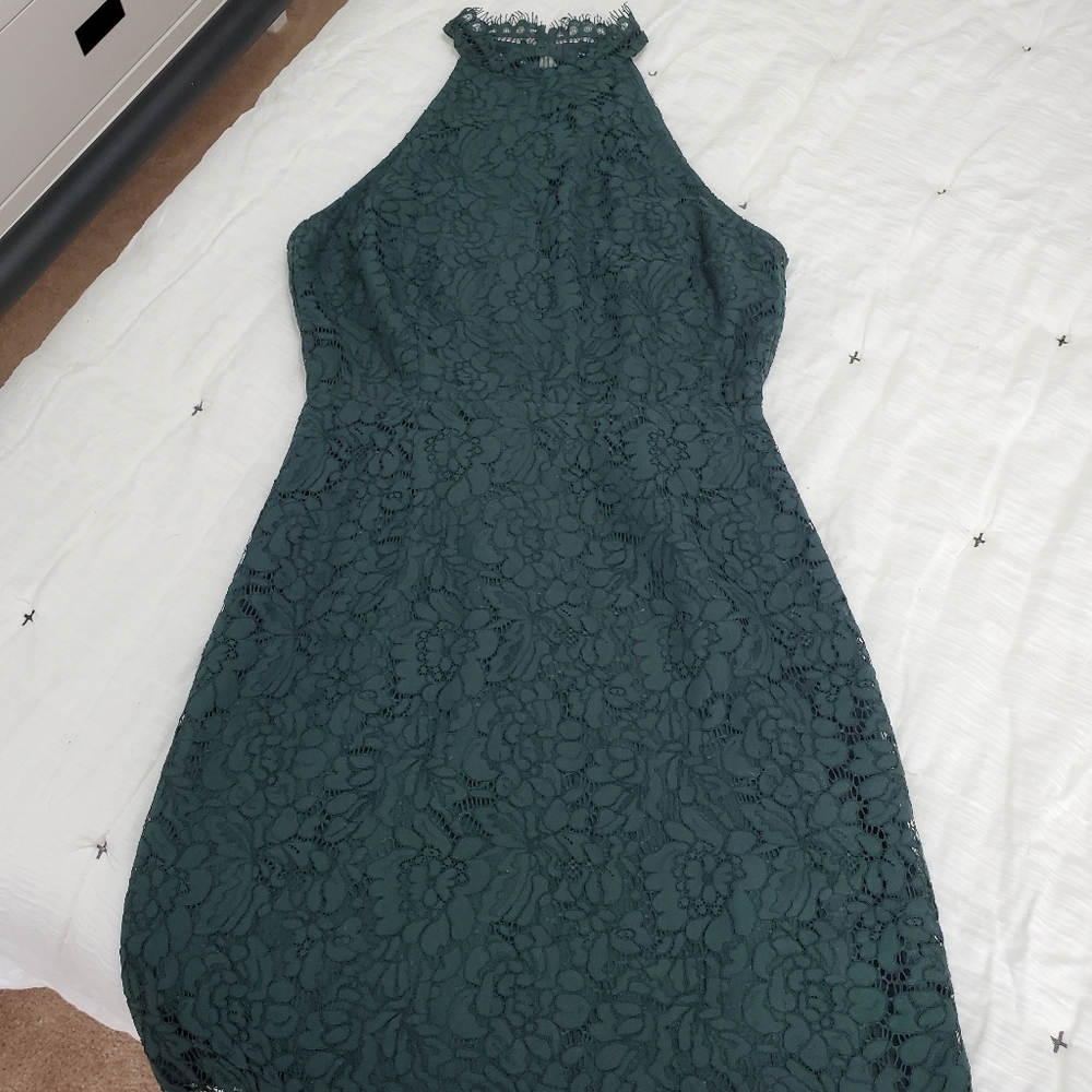BB Dakota forest green lace dress